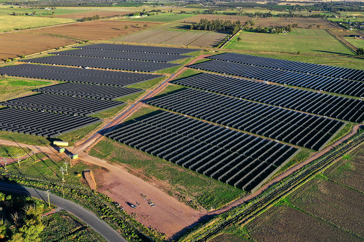 leeton-pv-power-plant-photon-energy-2.jpg (655 KB)